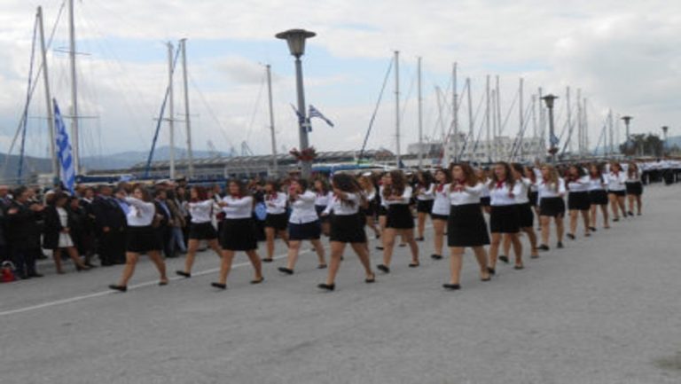 Κυκλοφοριακές ρυθμίσεις σε όλους τους δήμους της Αττικής για τις μαθητικές παρελάσεις