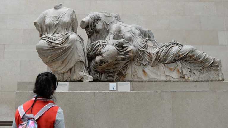 Γλυπτά του Παρθενώνα: Το Βρετανικό Μουσείο δεν τα δίνει χωρίς δεσμεύσεις – Αντιδράσεις κομμάτων