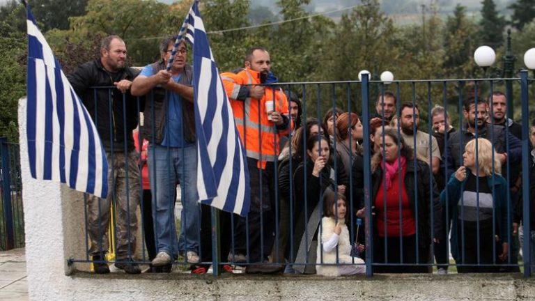 Για παράβαση του αντιρατσιστικού νόμου ερευνώνται οι γονείς στον Προφήτη