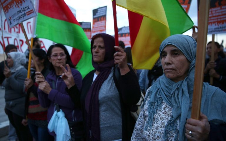 Με αντιπολεμικά συνθήματα ολοκληρώθηκε η πορεία αλληλεγγύης για τους πρόσφυγες