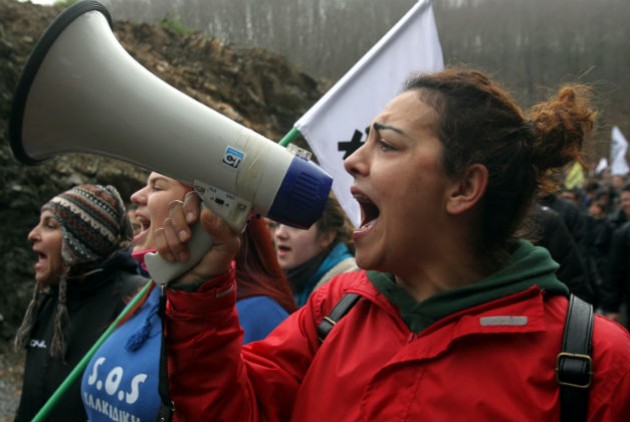 Ένταση στην πορεία στις Σκουριές