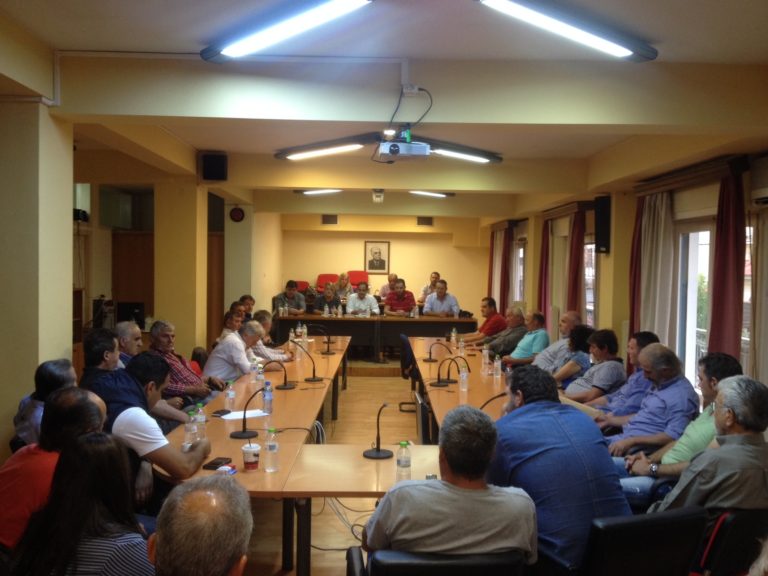 Συνάντηση Τσιάκου με προέδρους  των Τοπικών Κοινοτήτων του δήμου Καρδίτσας