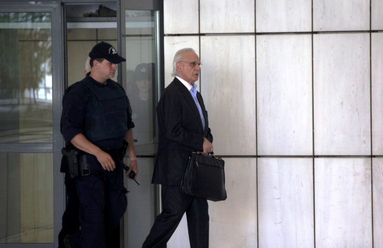 “Ήμουν στόχος του Γιώργου Παπανδρέου”, κατέθεσε ο Άκης Τσοχατζόπουλος