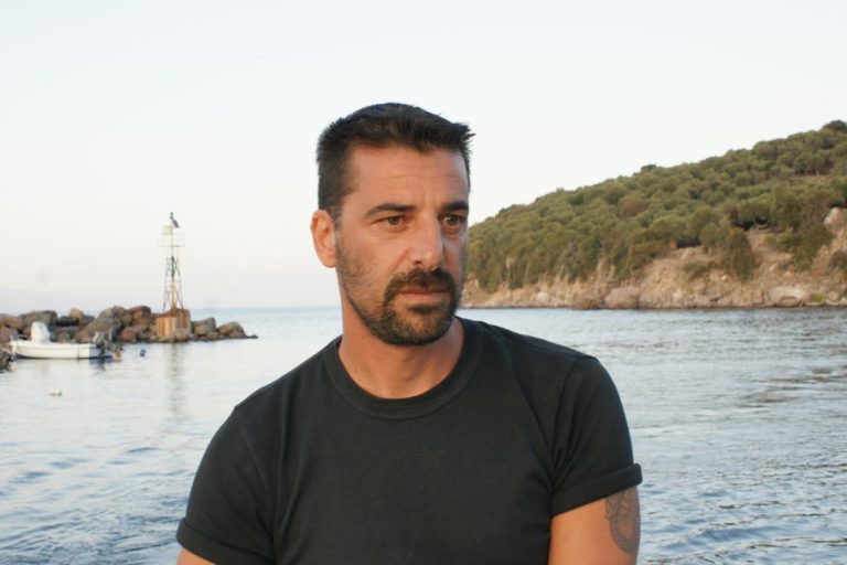 Λέσβος: «Θα σταματήσει κανένας πόλεμος αν πάρω το Νόμπελ;»