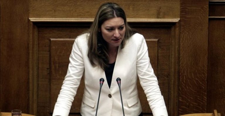 Επίτιμο μέλος του ΕΟΠΕ η βουλευτής Έβρου Ν. Γκαρά