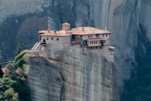 fotina-monopatia-meteora-enas-pagkosmios-amvonas-6