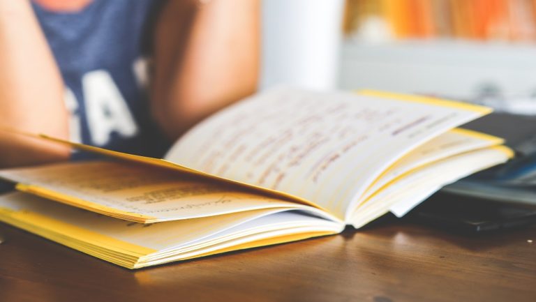 Tips καλής διατροφής και ύπνου για τις Πανελλαδικές και όχι μόνο – Ο καθηγητής Γιώργος Δημητριάδης στο ΕΡΤΝews