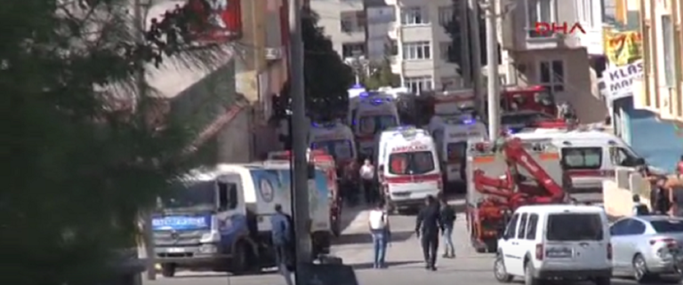 Σκόρπισε τον θάνατο η ανατίναξη βομβιστή αυτοκτονίας σε τουρκική γειτονιά