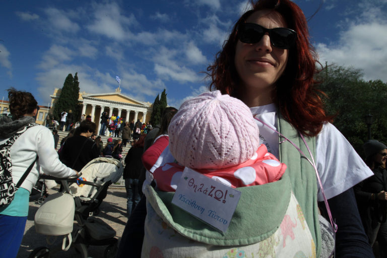 7ος Πανελλαδικός Ταυτόχρονος Δημόσιος Θηλασμός -Συμβουλές από ειδικό για επιτυχημένο θηλασμό