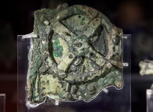 antikythera_mechanism