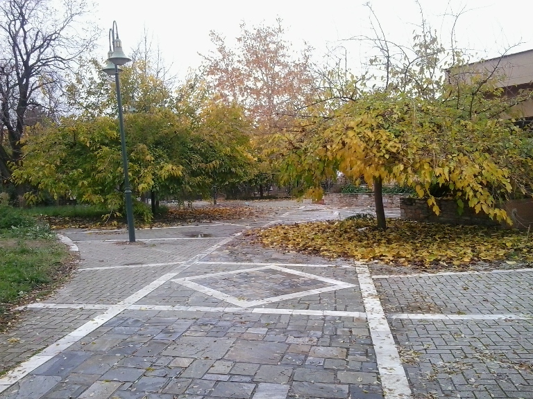 frourio-larisa-1
