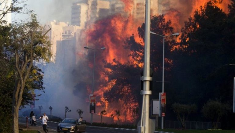 Ιράν: Δεκάδες νεκροί από σύγκρουση επιβατικών τρένων