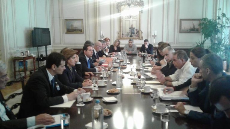 Χίος: Σύσκεψη στο Μαξίμου για προσφυγικό