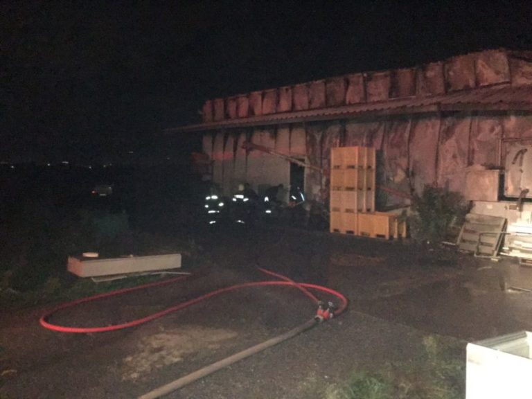 Πυρκαγιά σε αποθήκη στο Νεοχώρι Τρίπολης