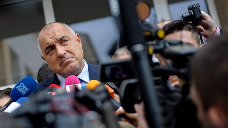 Βουλγαρία: Παραίτηση Μπορίσοφ μετά τη νίκη Ράντεφ στις προεδρικές εκλογές