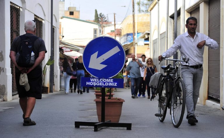 Νέο γύρο συνομιλιών για το εδαφικό αποφάσισαν Αναστασιάδης-Ακιντζί
