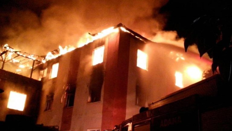 Τουρκία: Τραγωδία με 12 νεκρούς από φωτιά σε μαθητική εστία (video)