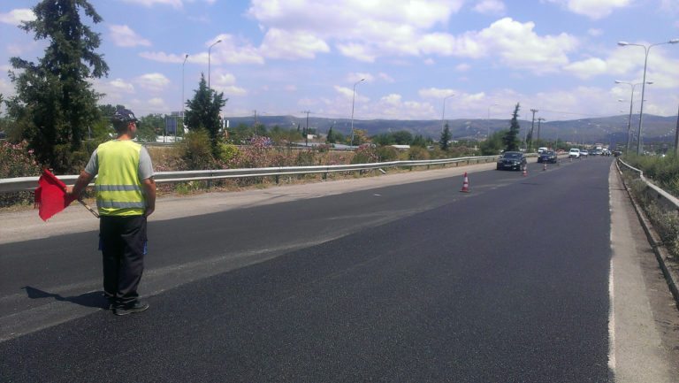 Εργασίες συντήρησης στην εσωτερική περιφερειακή οδό Θεσσαλονίκης
