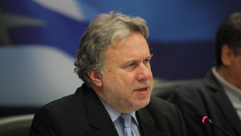 “Πράσινο φως” από Ντάισελμπλουμ για χρέος – Κατρούγκαλος: Το ασφαλιστικό έχει κλείσει (video)