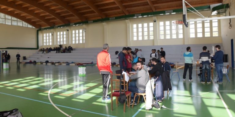 Αναχωρούν από την Κρήτη οι 40 μετανάστες