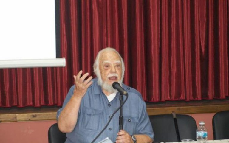 Ο σύλλογος αποφοίτων ΑΠΘ τιμά τον Ομ. Καθηγητή Νίκο Μουτσόπουλο