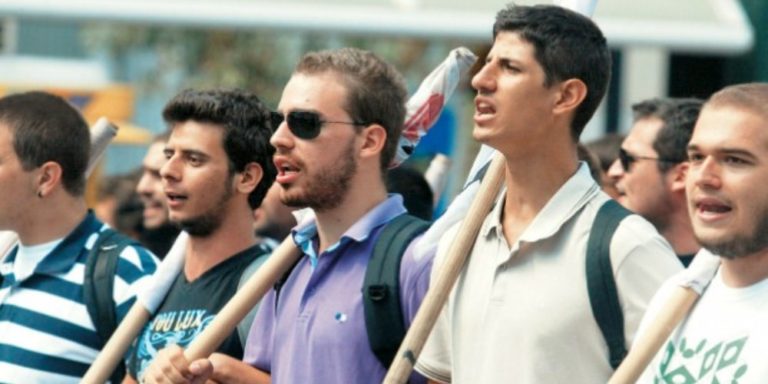 Στους δρόμους κατεβαίνουν οι φοιτητές στην Κρήτη