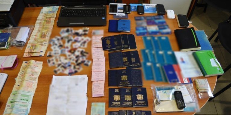 Έβγαζαν εκατομμύρια από τη διακίνηση αλλοδαπών (video)