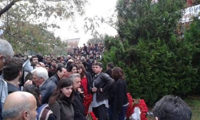 Ένταση στο μνημείο εξέγερσης στο  Πολυτεχνείο ΑΠΘ