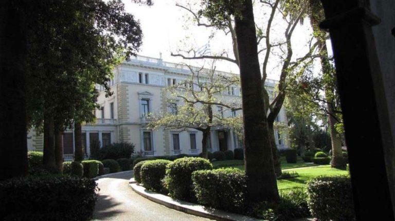 Ορκομωσία των νέων μελών της κυβέρνησης στο Προεδρικό Μέγαρο