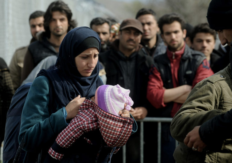 Η Κομισιόν ενέκρινε το 2ο πακέτο 3 δισ. για τους πρόσφυγες στην Τουρκία