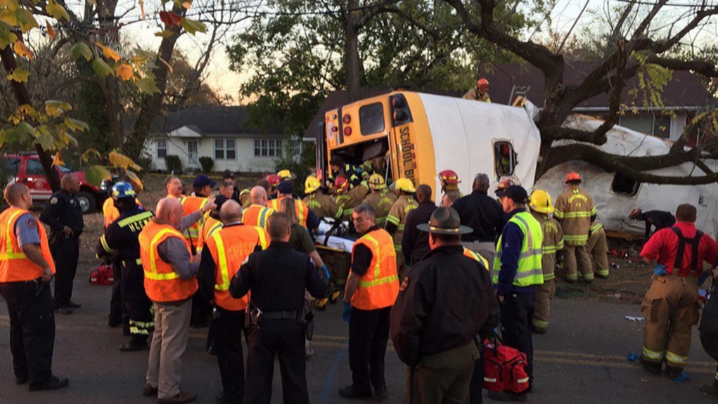 ΗΠΑ: Ατύχημα με σχολικό λεωφορείο βόρεια του Μανχάταν – Πληροφορίες για πολλούς τραυματίες