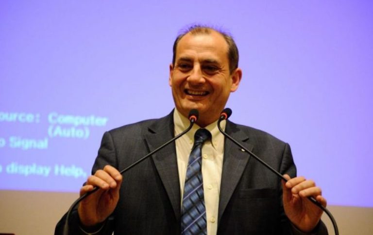 Ξανά πρόεδρος της «Πανθεσσαλικής Στέγης» ο Δρ. Στ. Κούτρας