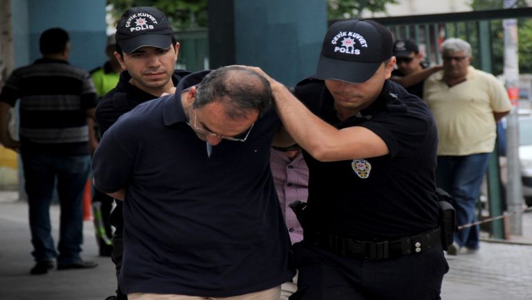 103 ακαδημαϊκοί στο στόχαστρο της τουρκικής  αστυνομίας