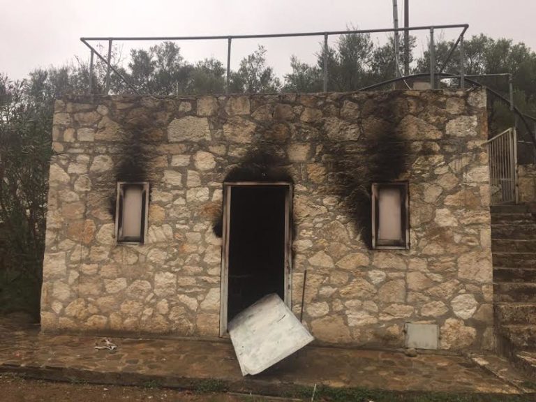 Εμπρησμός και λεηλασίες στις “Νεράϊδες” Κεραμειών