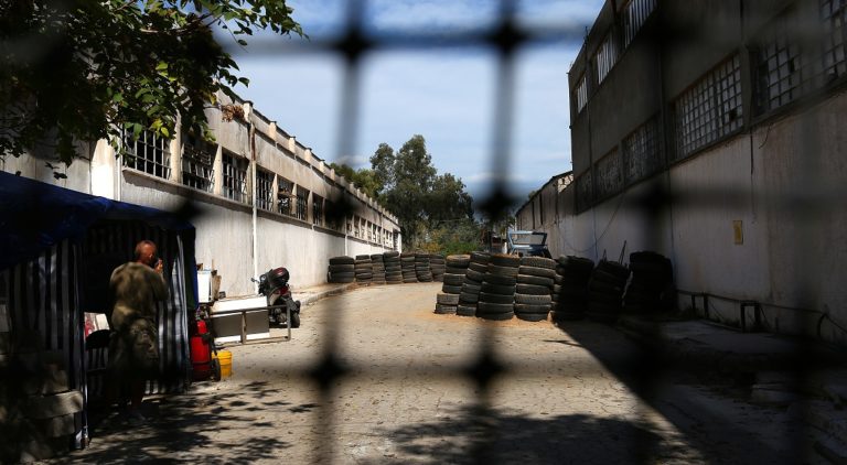 Βοτανικός: Κατάληψη στον χώρο όπου θα ανεγερθεί το τέμενος – Αντιδράσεις