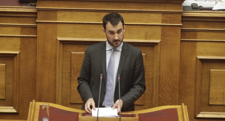 Α. Χαρίτσης: Με γενναία κρατική παρέμβαση μπορεί να υπάρξει ανάσχεση της ύφεσης