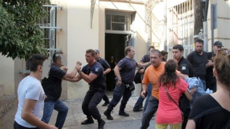 Ξύλο στη δίκη για το βιασμό