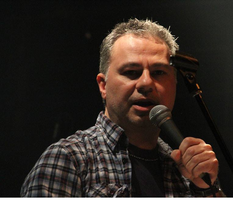 Stand up comedy με το Χριστόφορο Ζαραλίκο στο Μύλο