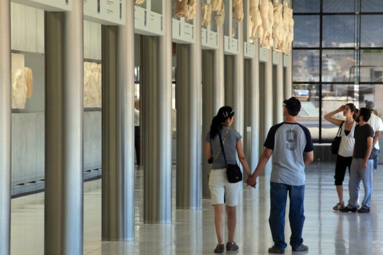 Ξενάγηση στα άδυτα του Αρχαιολογικού Μουσείου