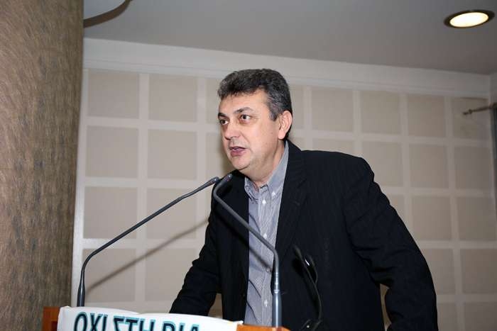 Πρόεδρος ΠΕΔ Θεσσαλίας κατά Σπίρτζη για τα «κολλημένα» έργα