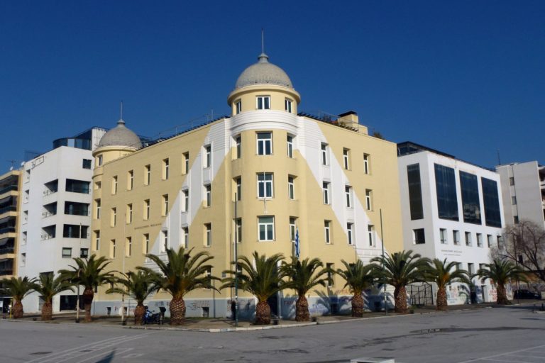 Βόλος: Μήνυση κατ’ αγνώστων καταθέτει η Σύγκλητος για την επίθεση