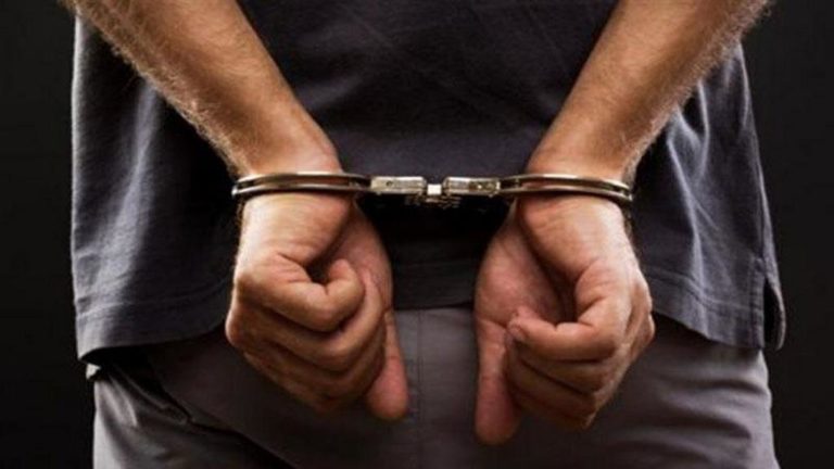 Με χειροπέδες 55χρονος για ναρκωτικά