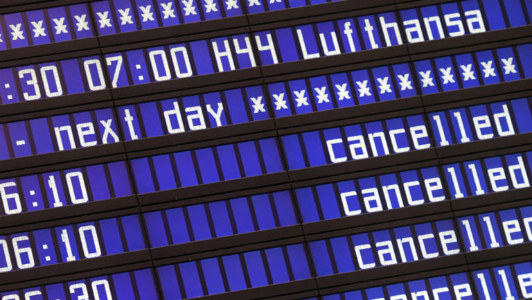 Γερμανία: Η Lufthansa ακυρώνει 1.700 πτήσεις λόγω απεργίας