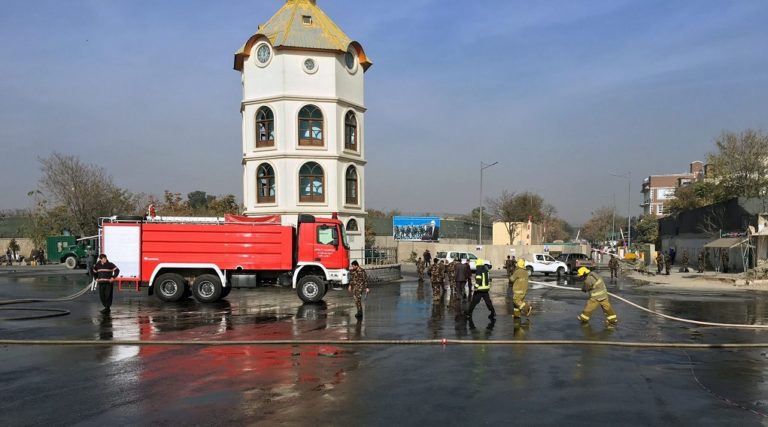 Τουλάχιστον τέσσερις νεκροί σε επίθεση αυτοκτονίας στην Καμπούλ