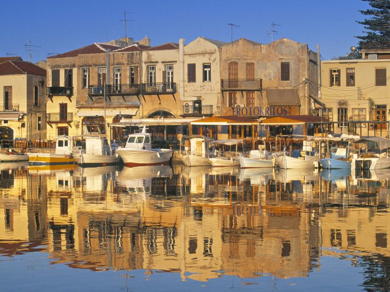 Η Ελλάδα είναι ο φθηνότερος τουριστικός προορισμός λένε οι Ολλανδοί