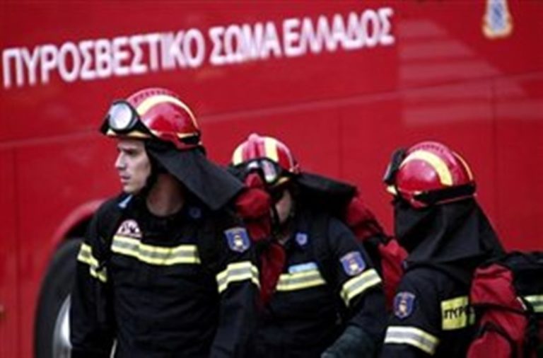 Θεσσαλονίκη: Φωτιά σε πολυκατοικία- Απεγκλωβίστηκαν 5 άτομα