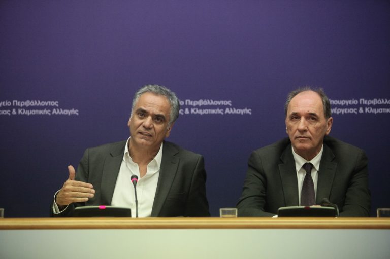 Σταθάκης: Στρατηγικής σημασίας το ενεργειακό για την οικονομία(video)