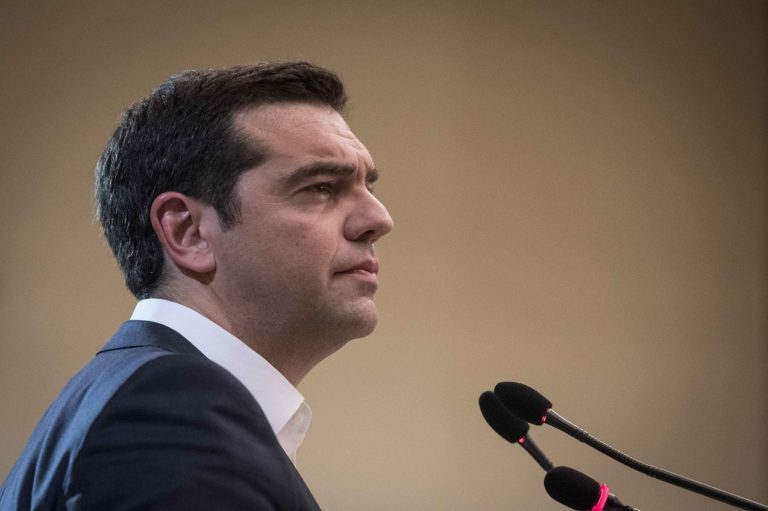 Παρέμβαση Τσίπρα για τα δεδουλευμένα των εργαζομένων στον ΟΑΣΘ