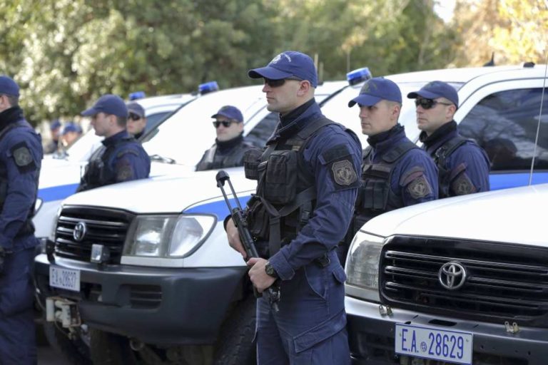 Θωρακισμένα τζιπ της ΕΛΑΣ στην μάχη κατά της εγκληματικότητας σε Δυτική Αττική, Θεσσαλονίκη και Κρήτη