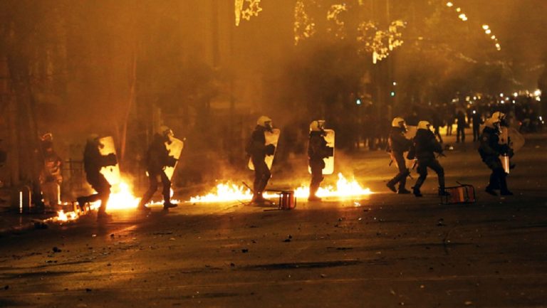 Μεταμεσονύκτια επεισόδια στην περιοχή του Πολυτεχνείου